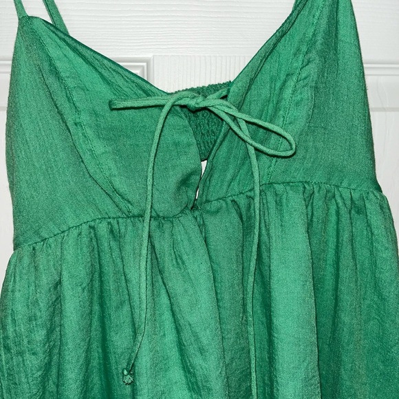 Size Medium Dress - Picture 2 of 8